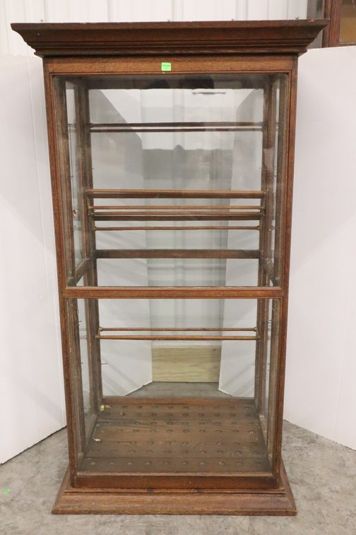 Antique Exhibition Showcase