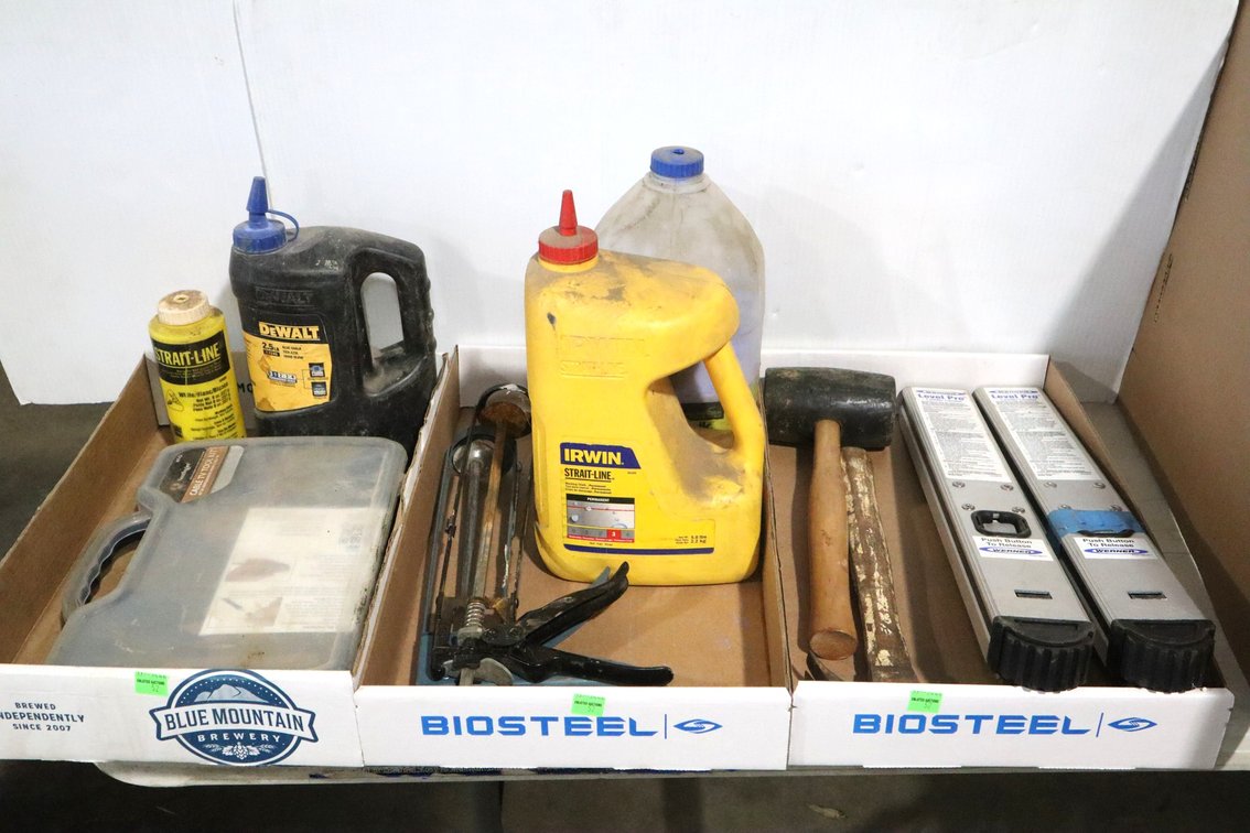 Werner Ladder Leveler, Tools