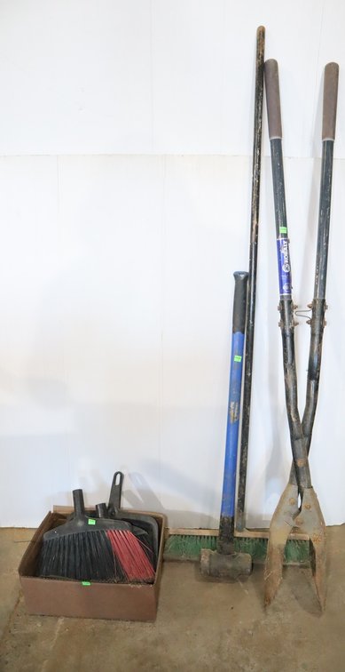 Post Hole Digger, Sledgehammer