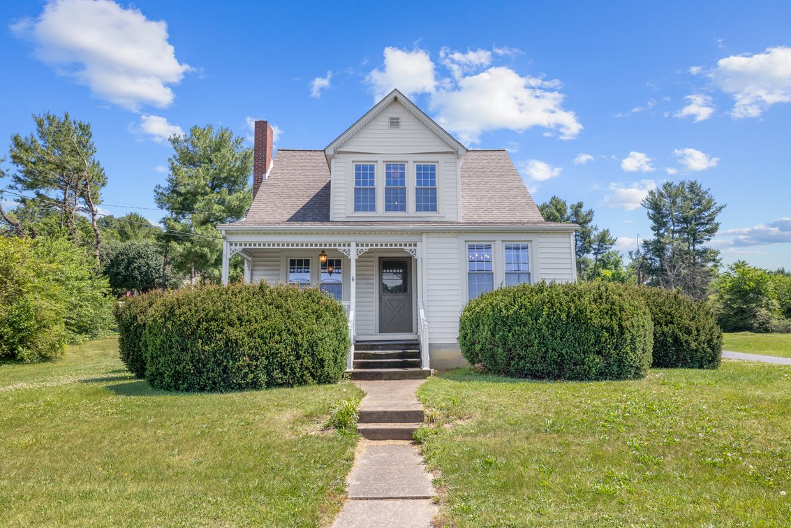 Image for 2250 Jefferson Highway Auction
