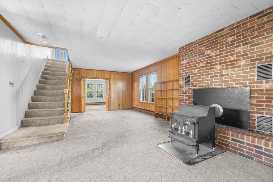 Image for 2250 Jefferson Highway Auction