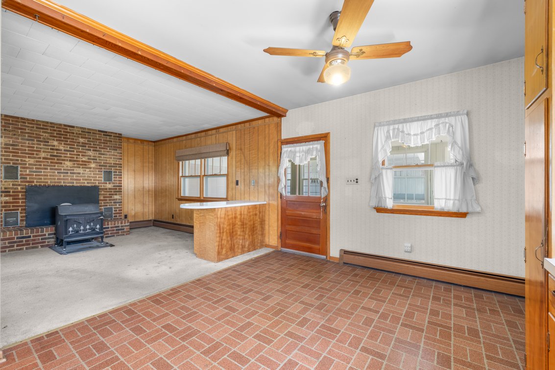 Image for 2250 Jefferson Highway Auction