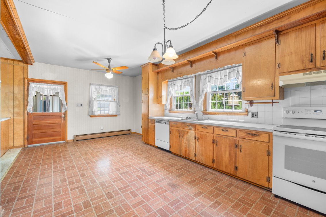 Image for 2250 Jefferson Highway Auction