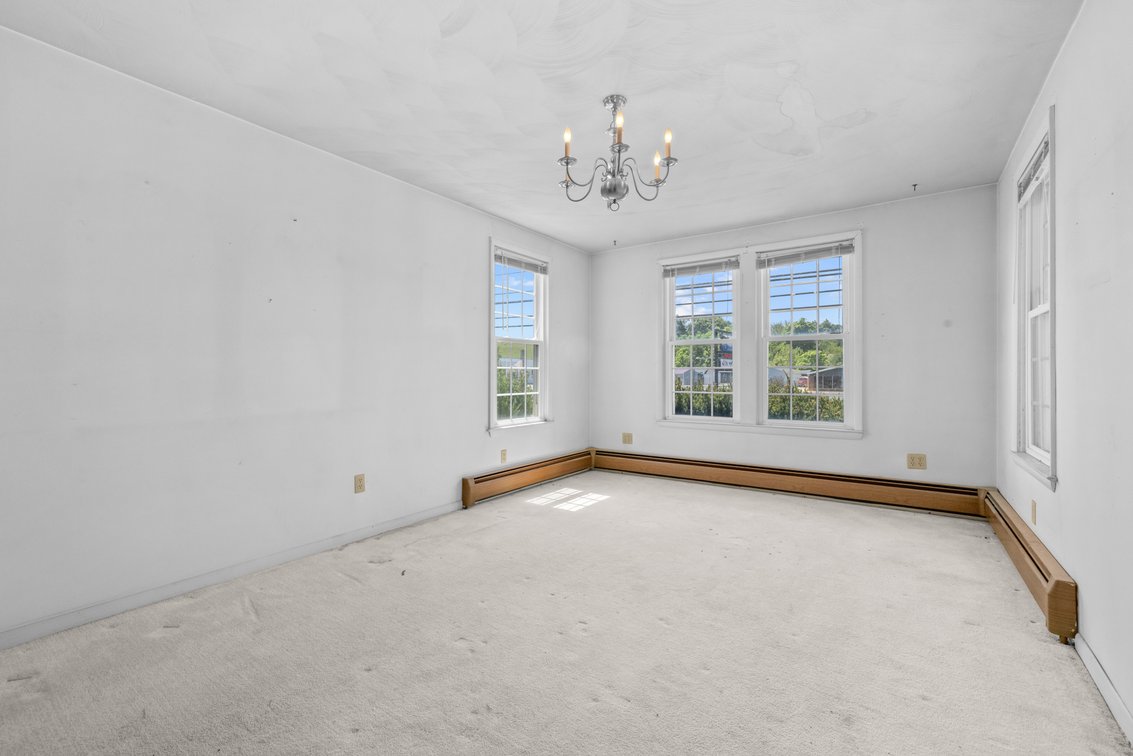 Image for 2250 Jefferson Highway Auction