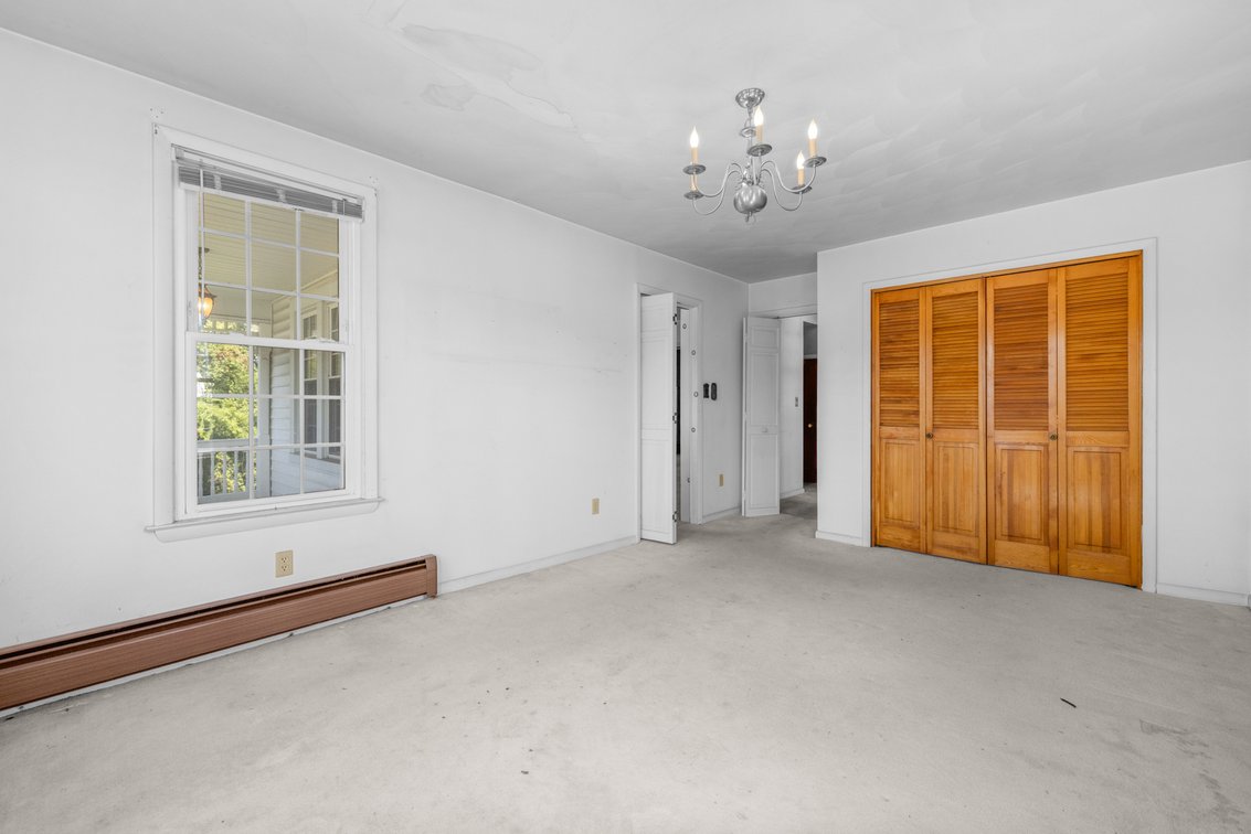 Image for 2250 Jefferson Highway Auction