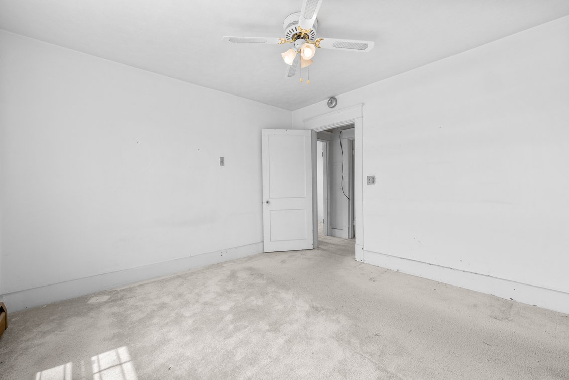 Image for 2250 Jefferson Highway Auction