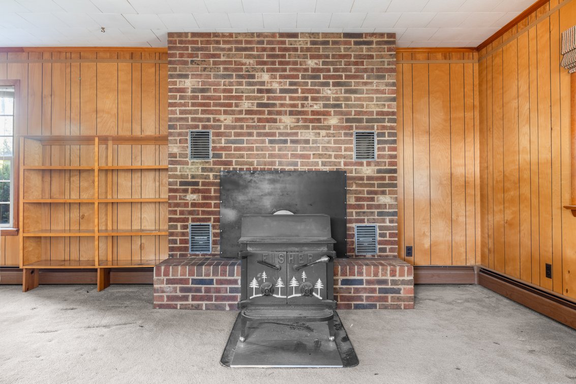 Image for 2250 Jefferson Highway Auction