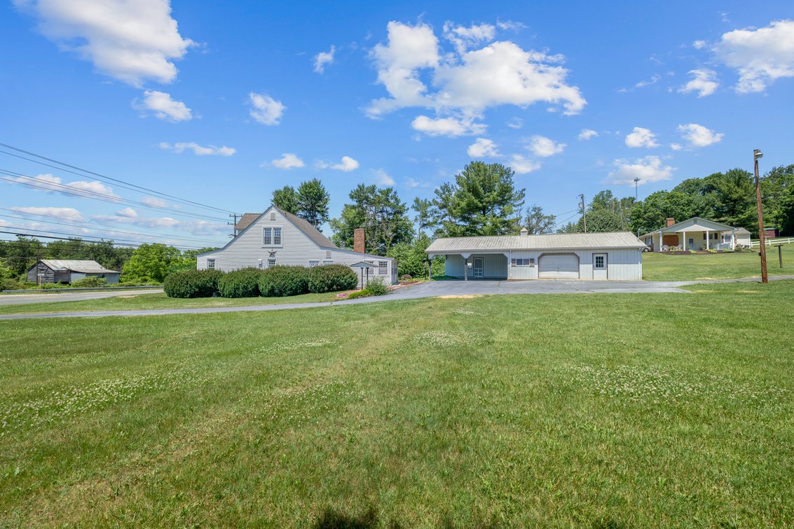 Image for 2250 Jefferson Highway Auction