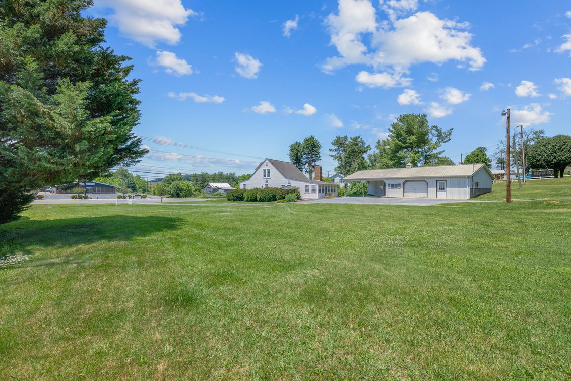 Image for 2250 Jefferson Highway Auction