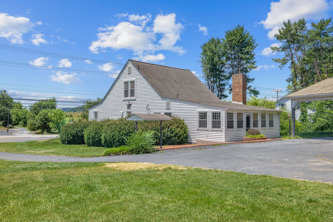 Image for 2250 Jefferson Highway Auction
