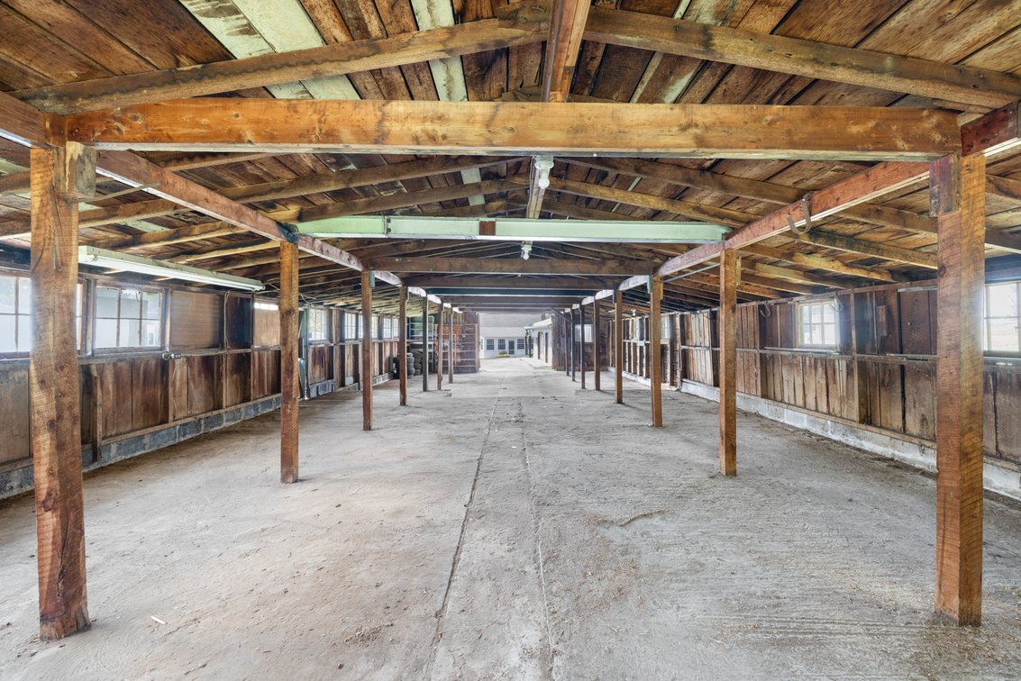 Image for 2250 Jefferson Highway Auction