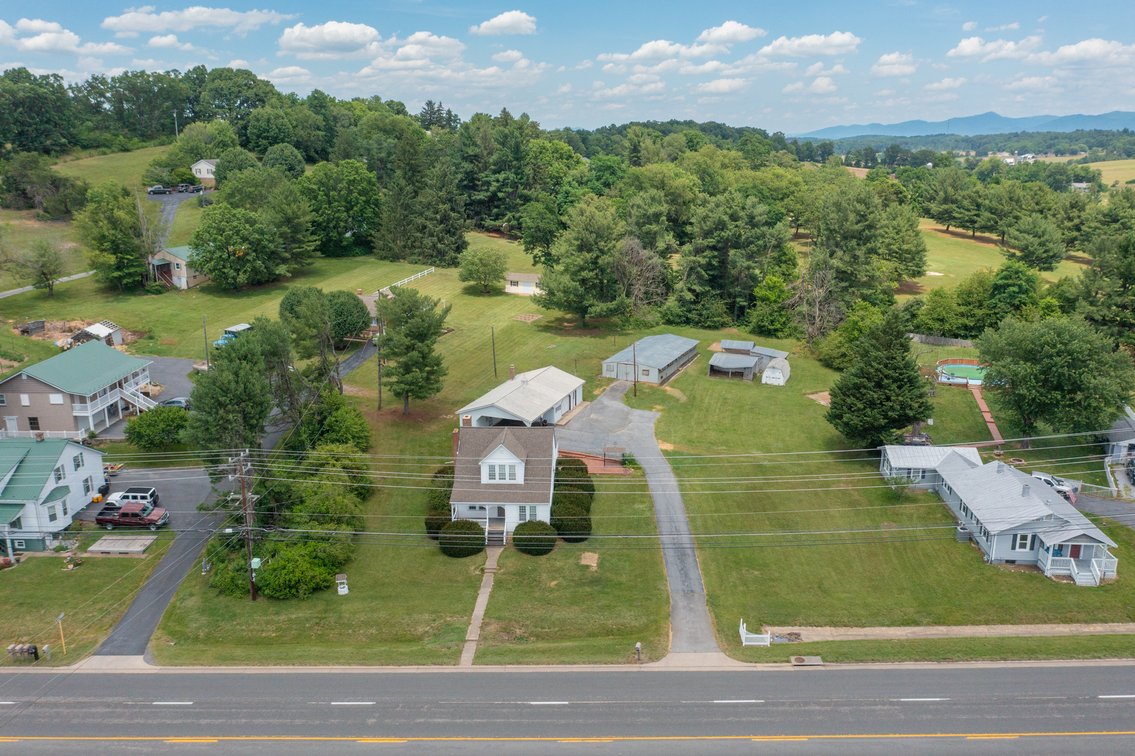 Image for 2250 Jefferson Highway Auction