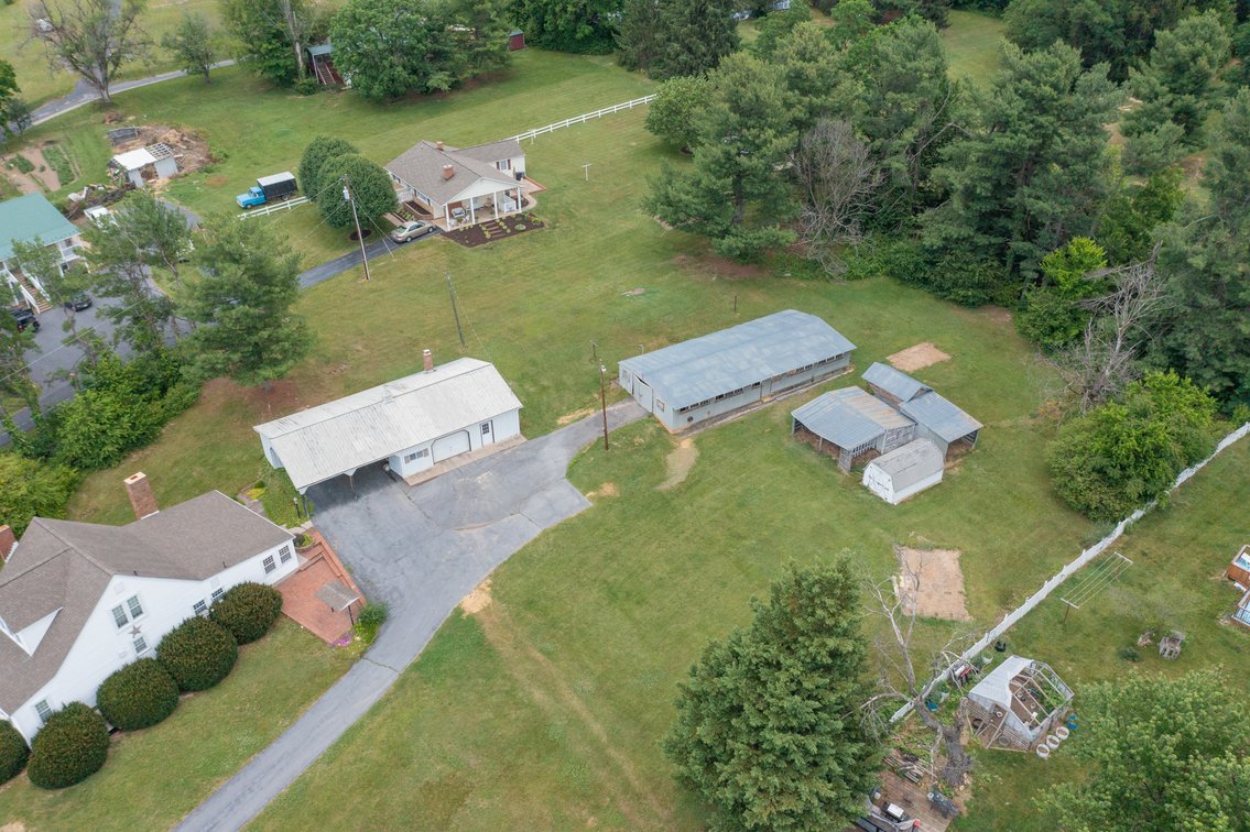 Image for 2250 Jefferson Highway Auction