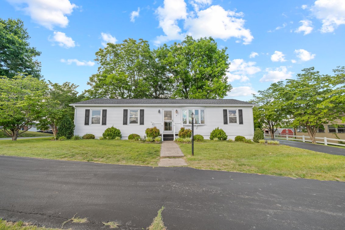 Image for 55 River View Dr, Verona