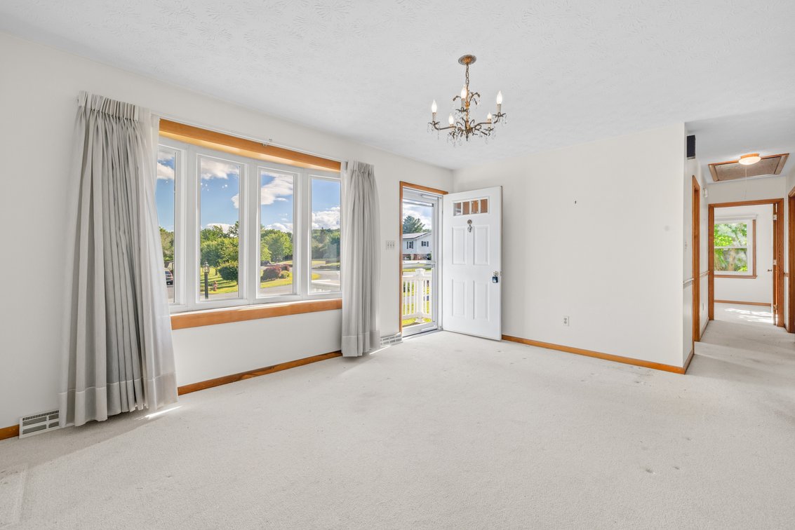 Image for 55 River View Dr, Verona