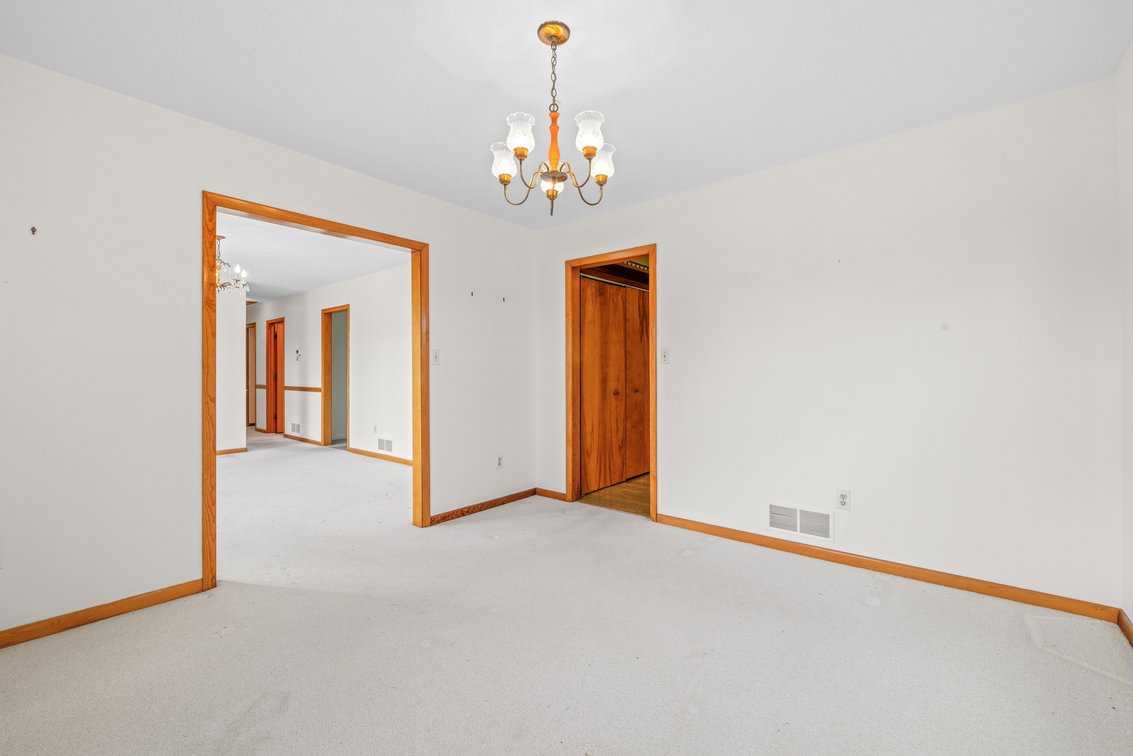 Image for 55 River View Dr, Verona