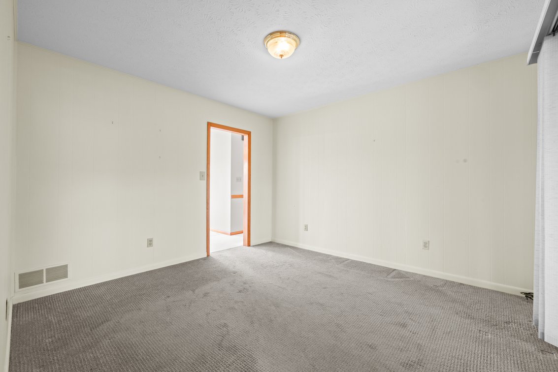 Image for 55 River View Dr, Verona