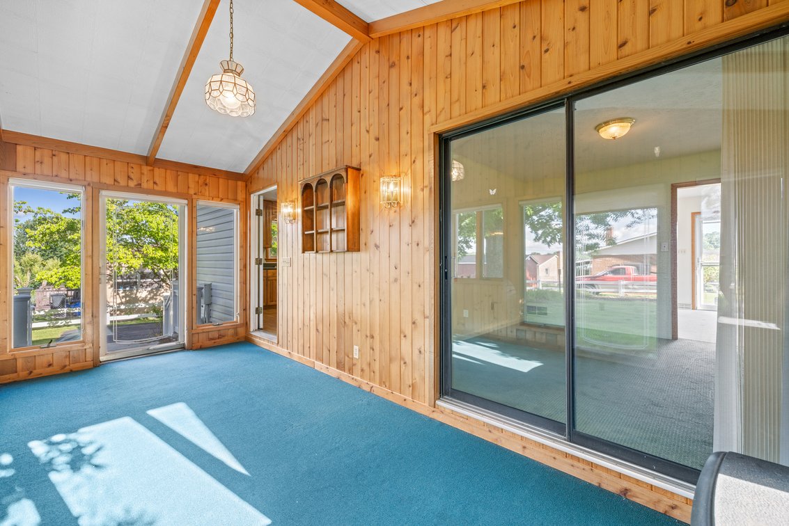 Image for 55 River View Dr, Verona