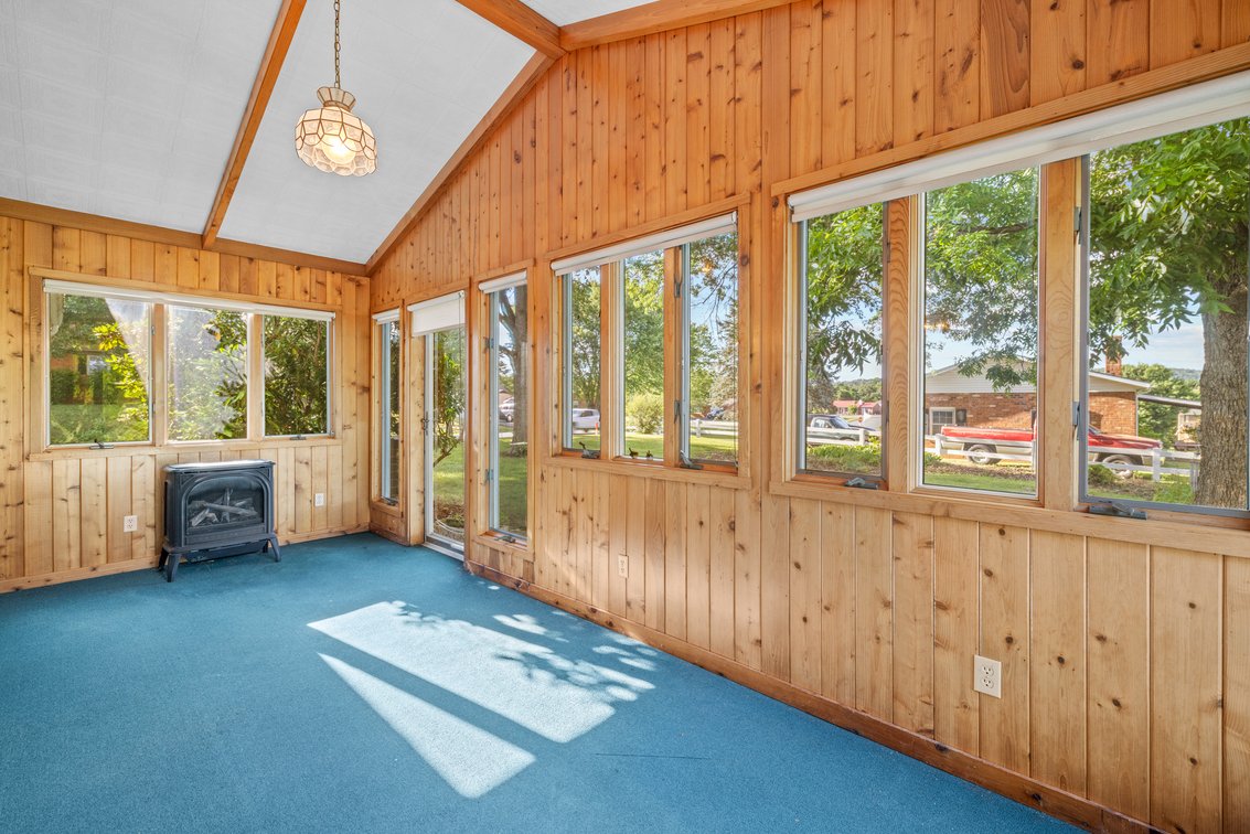 Image for 55 River View Dr, Verona