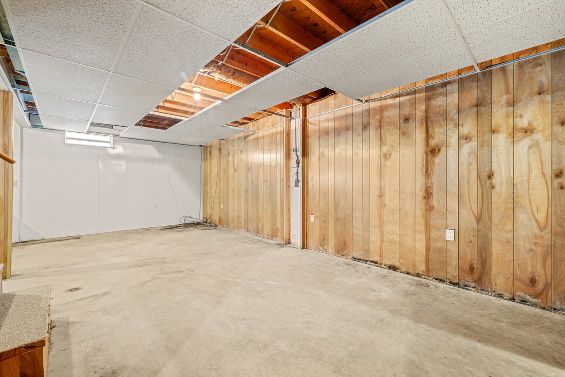 Image for 55 River View Dr, Verona