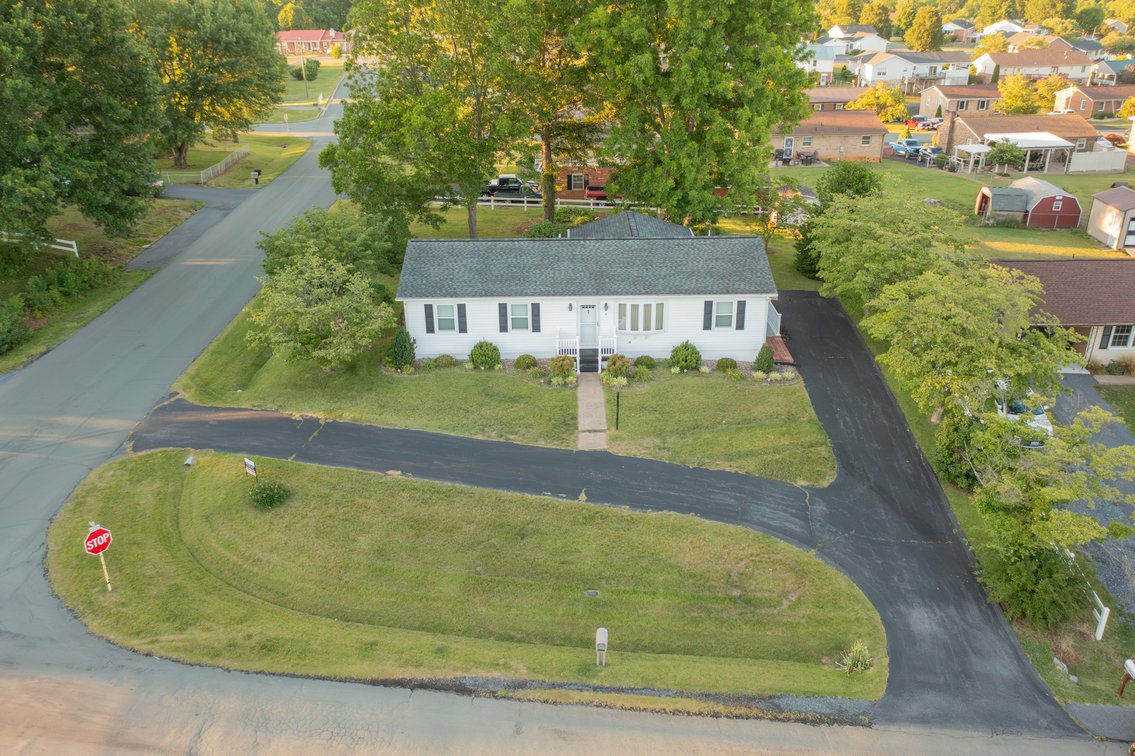 Image for 55 River View Dr, Verona