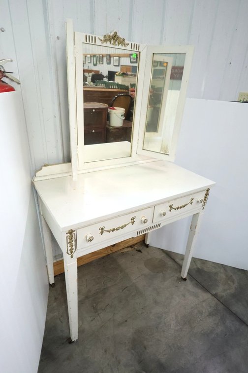 Shabby Chic Vanity