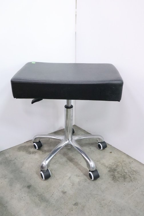 Rolling Stool
