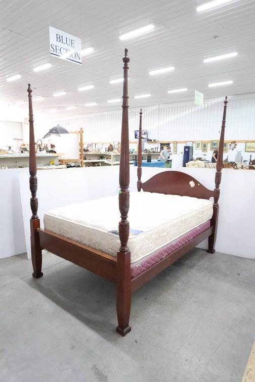 Four Post Rice Bed