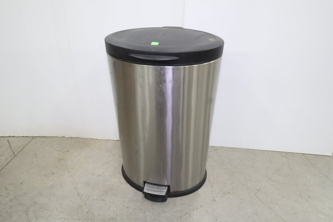 Trash Can