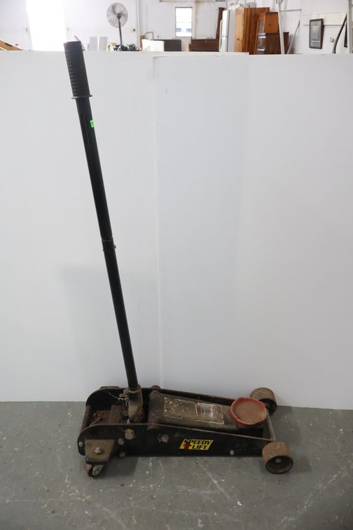 Speedy Lift Floor Jack