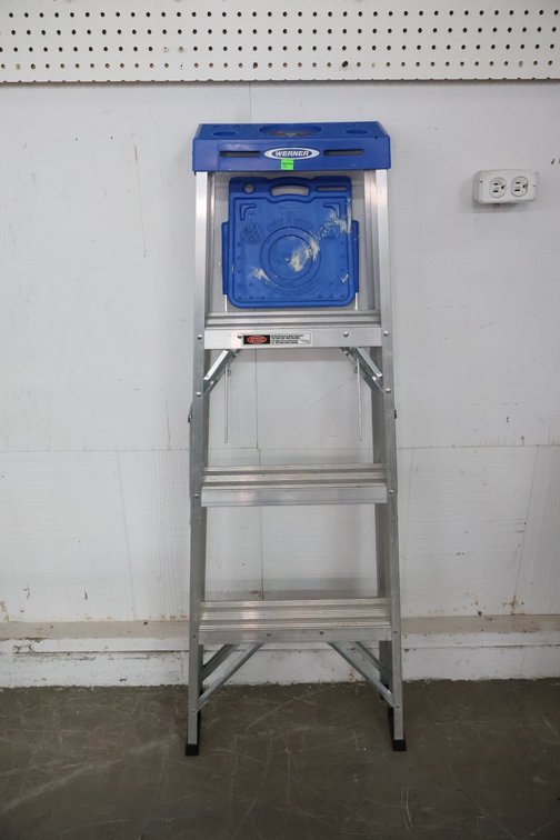 4' Folding Ladder