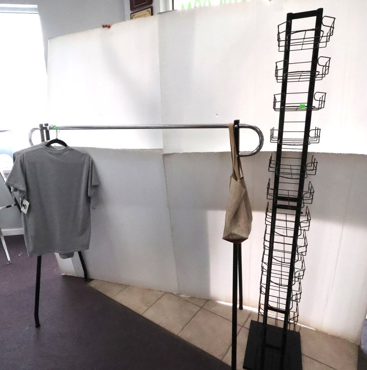 Clothing Rack, Hat Display Rack (2)Rcs Cheer Shirts