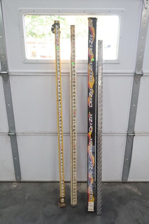 Leveling Rods