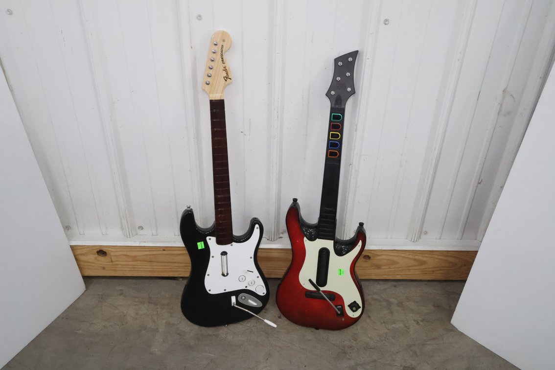 Rock Band / Guitar Hero Guitars