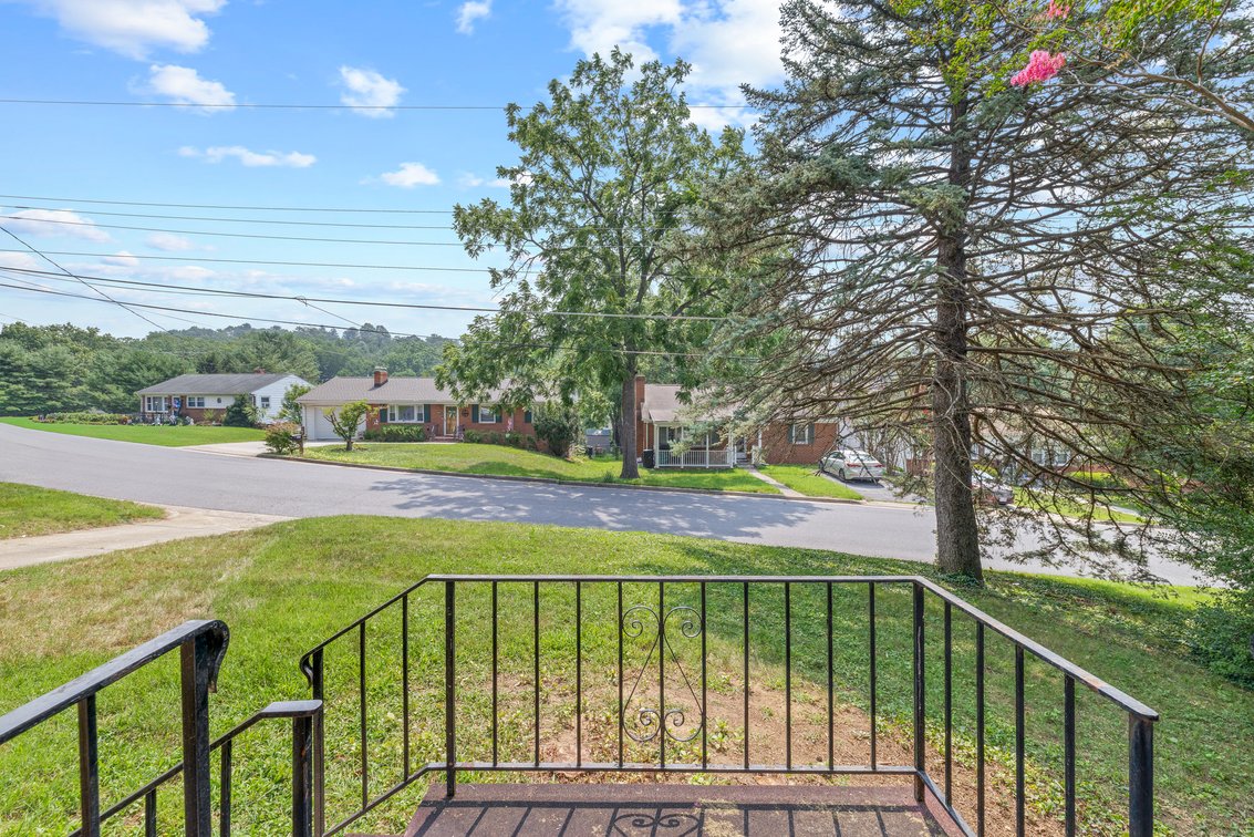 Image for 1012 Baylor St, Staunton - Selling at Auction