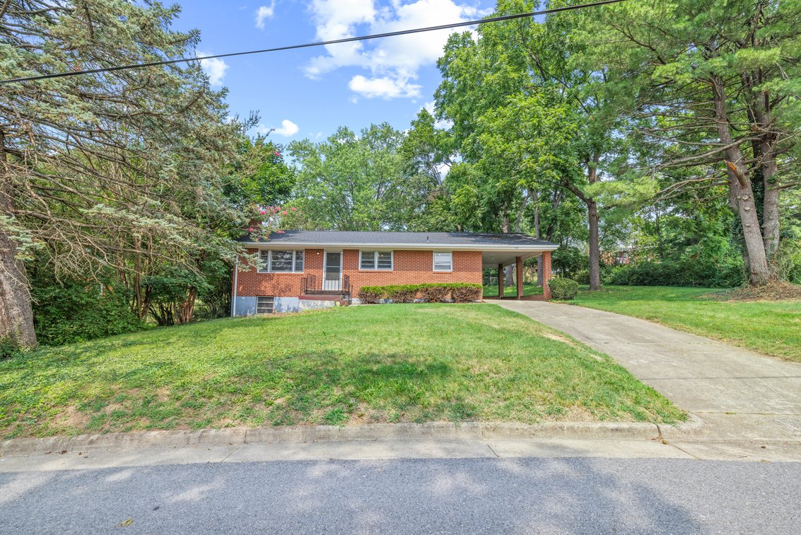 Image for 1012 Baylor St, Staunton - Selling at Auction