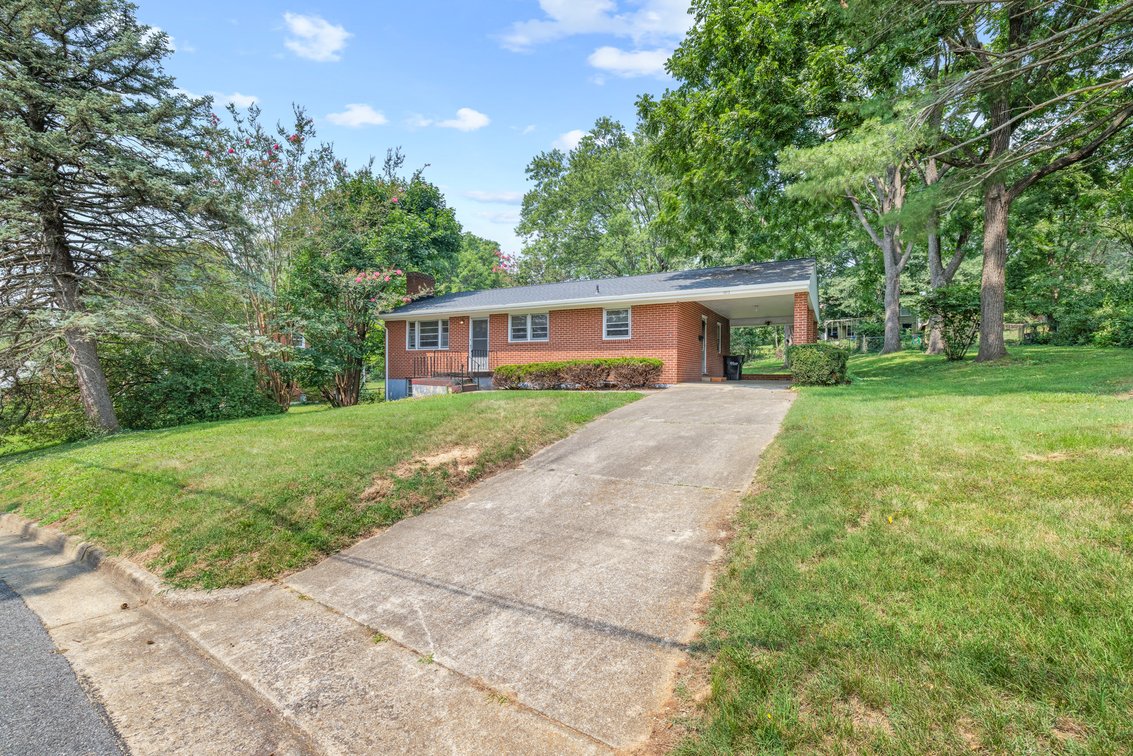 Image for 1012 Baylor St, Staunton - Selling at Auction