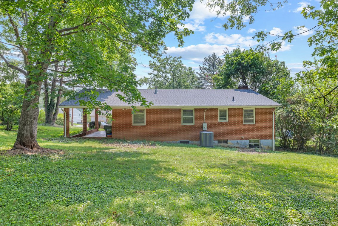 Image for 1012 Baylor St, Staunton - Selling at Auction