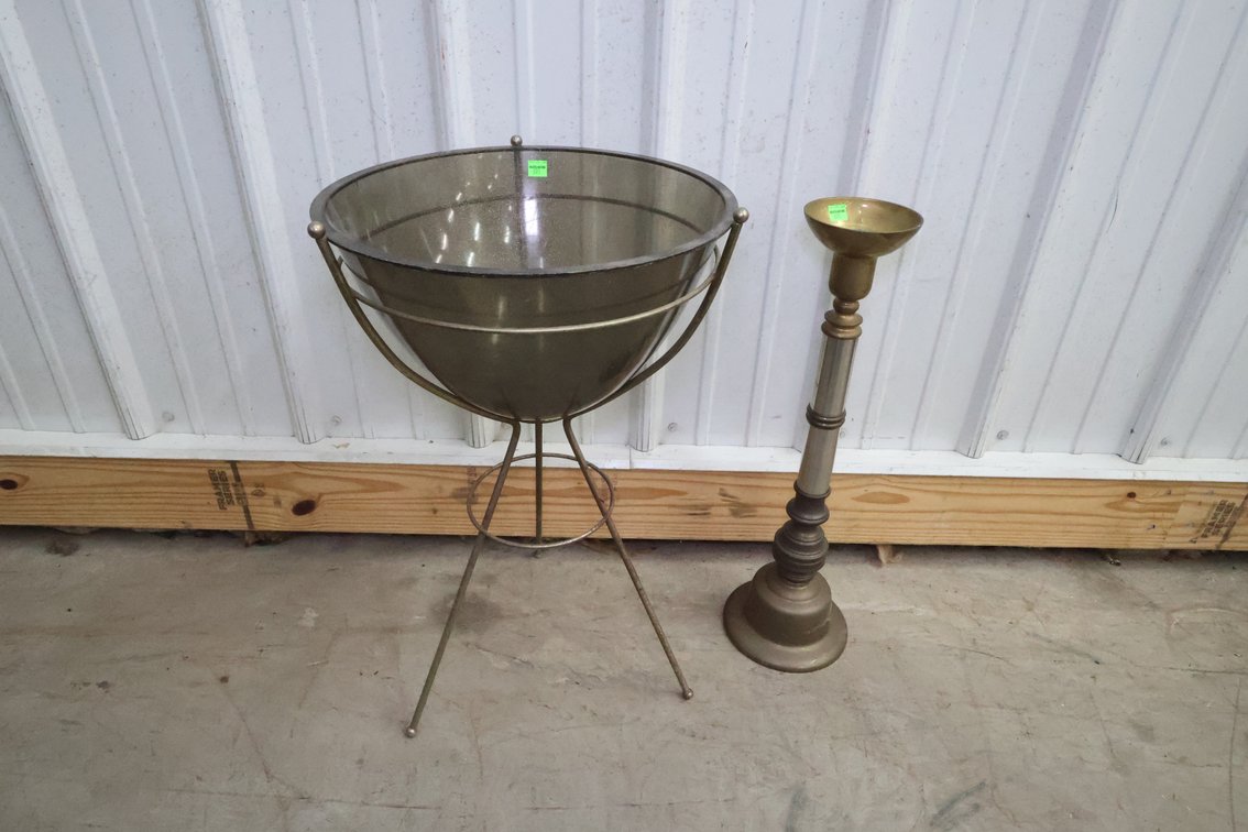 MCM Plant Stand