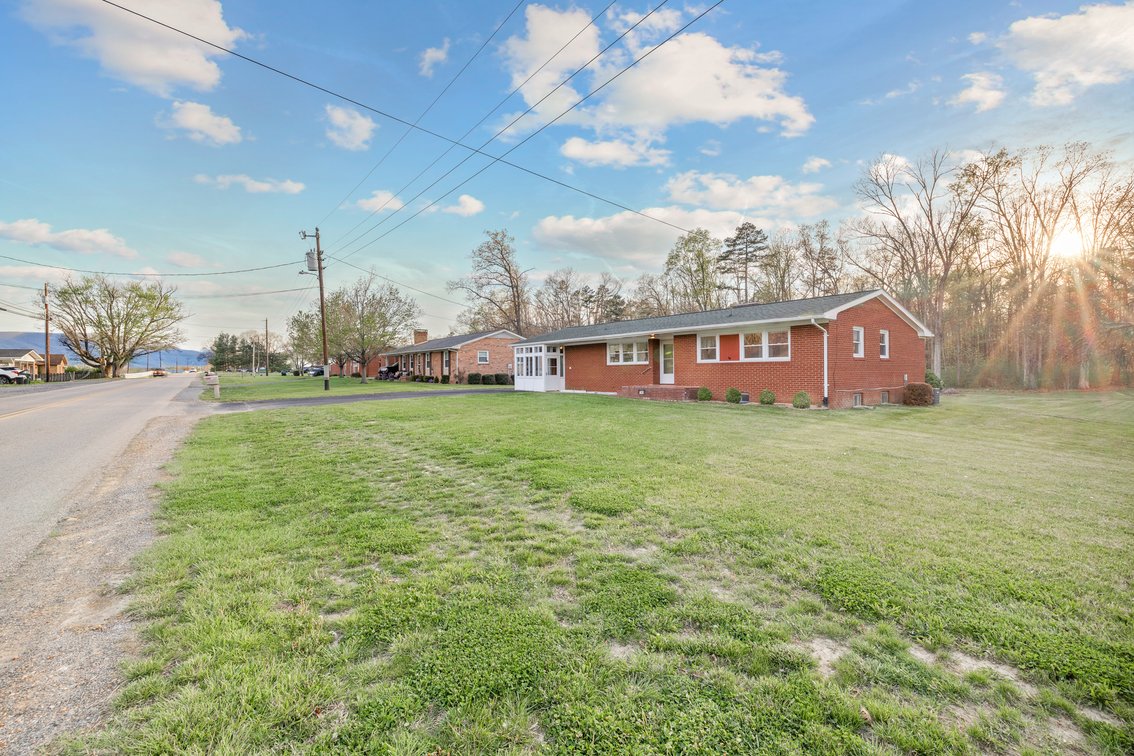 Image for Lyndhurst Estate Home