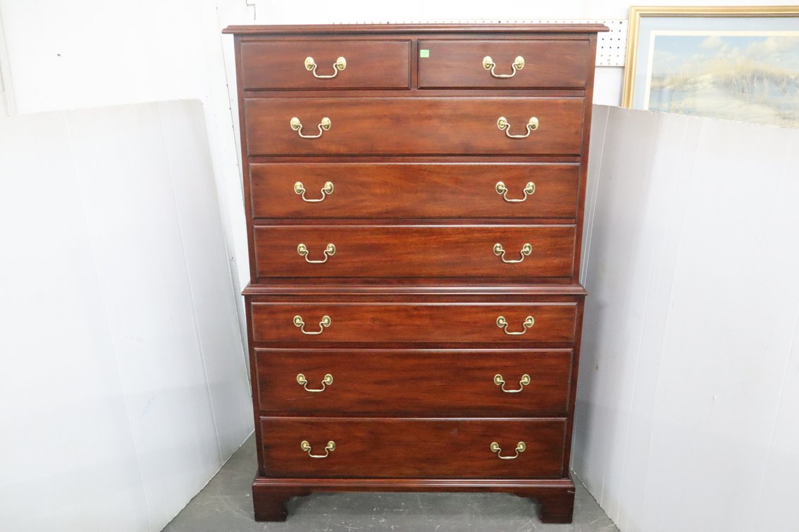 Henkel Harris Mahogany Chest of Drawers
