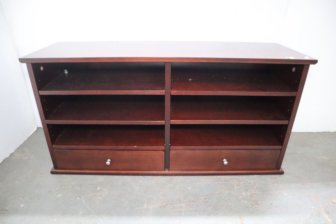 Levenger Shelf