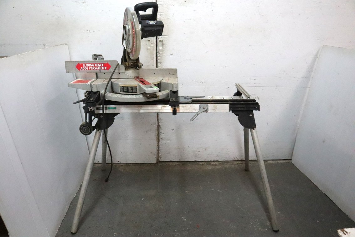 Delta Compound Miter Saw