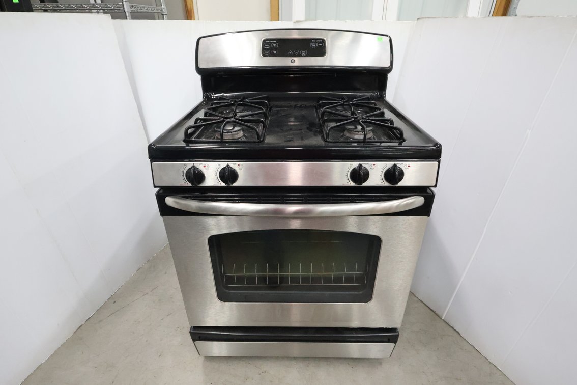 GE Gas Range