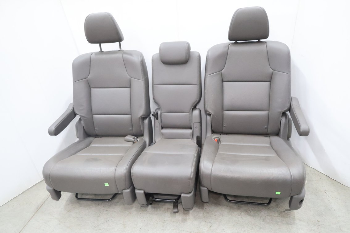Rear Vehicle Seats