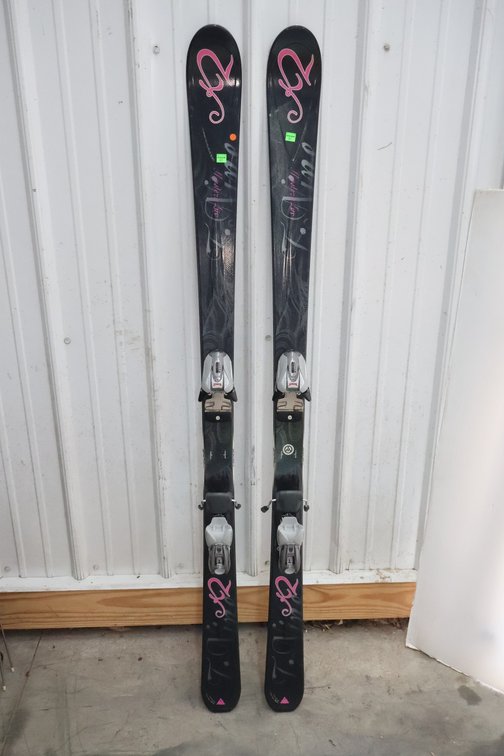 Skis