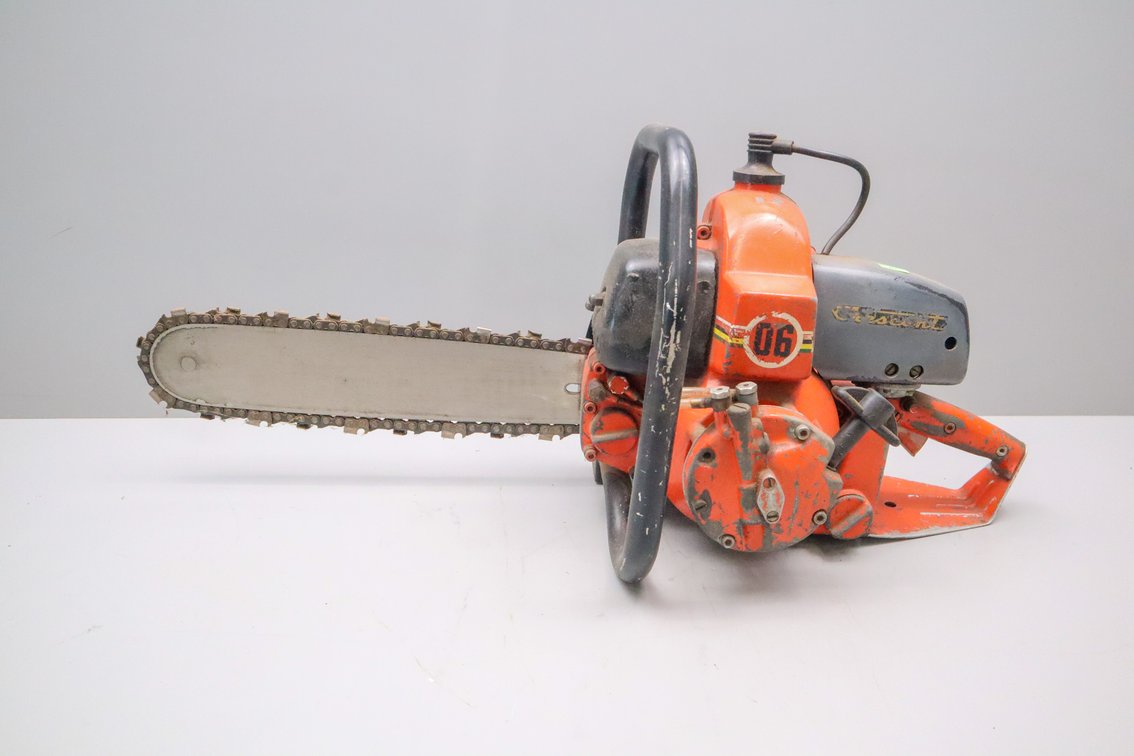 Crescent Typ 3138 Chainsaw