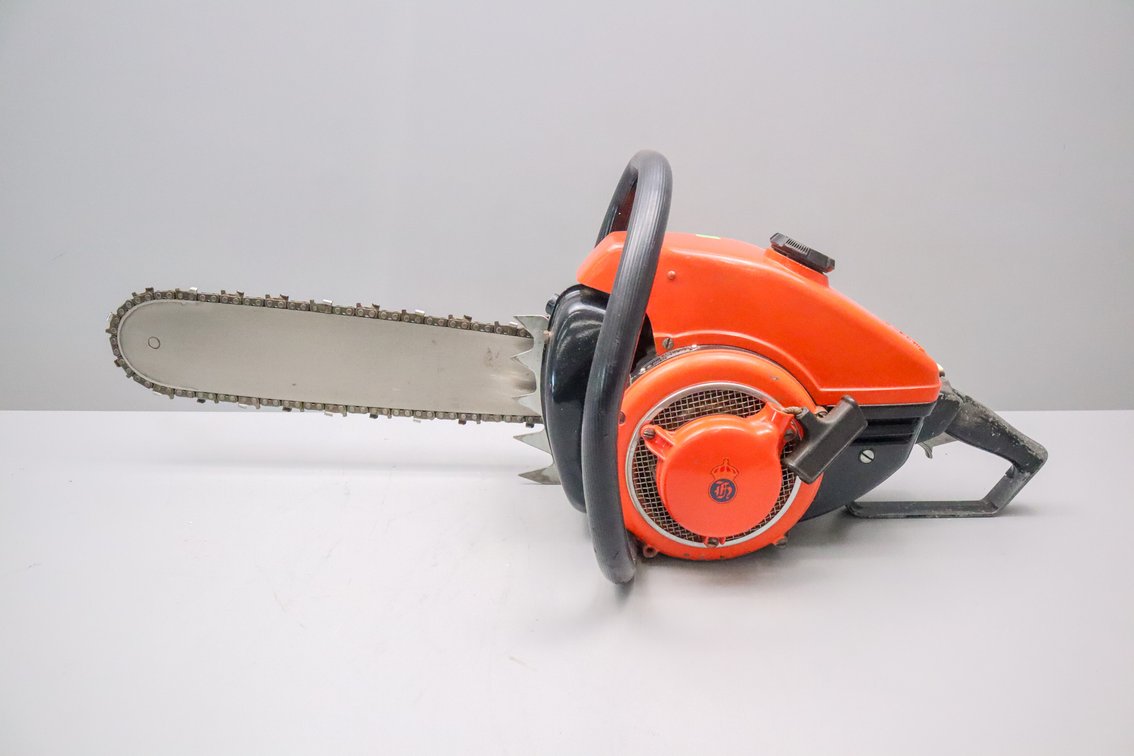 Husqvarna MS 90 A Chainsaw