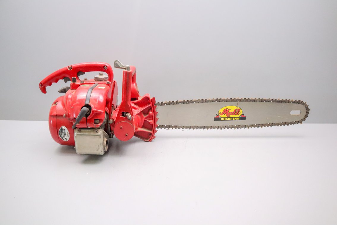 Mall Model 12 Chainsaw
