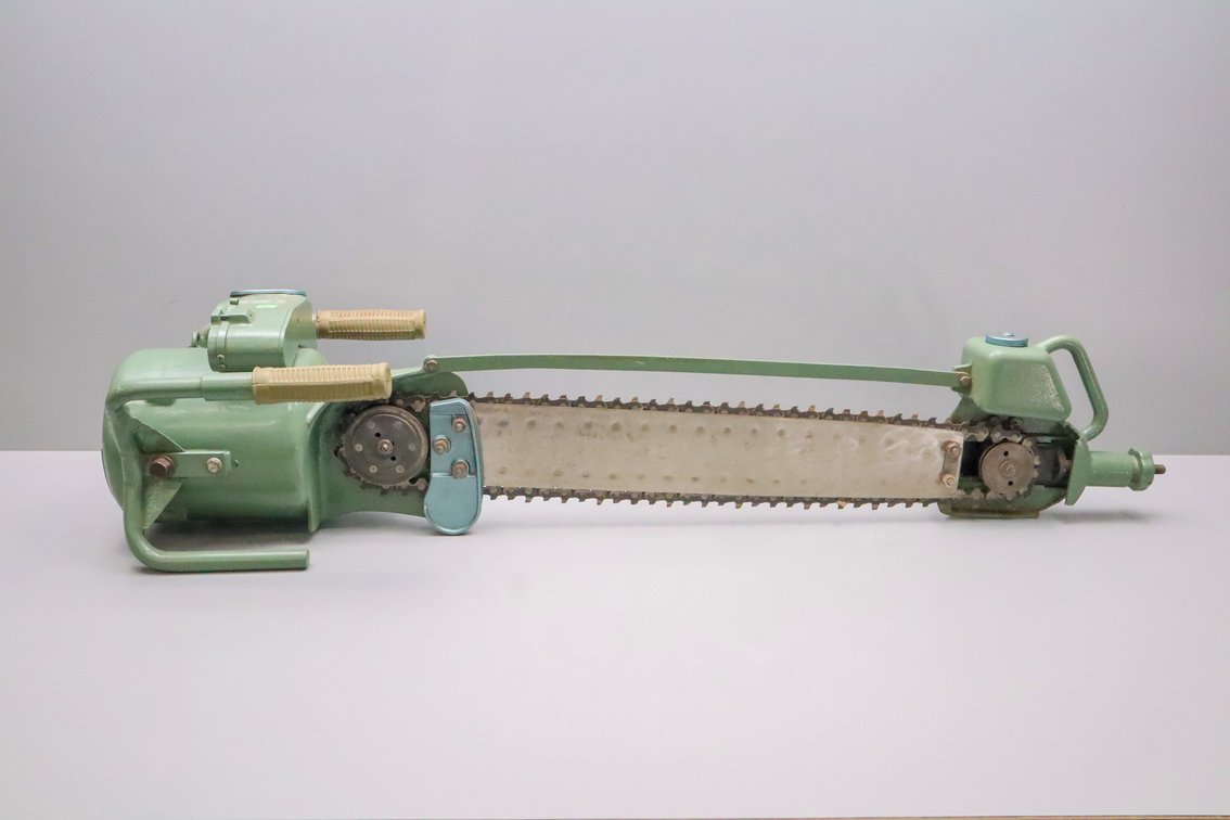 Dolmar D 50 Chainsaw